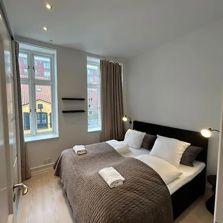 Stylish 2br Flat By The Marble Church *